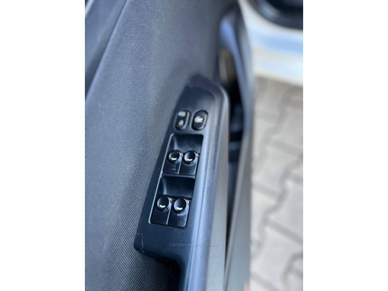 HYUNDAI - HB20 - 2015/2015 - Branca - R$ 49.900,00