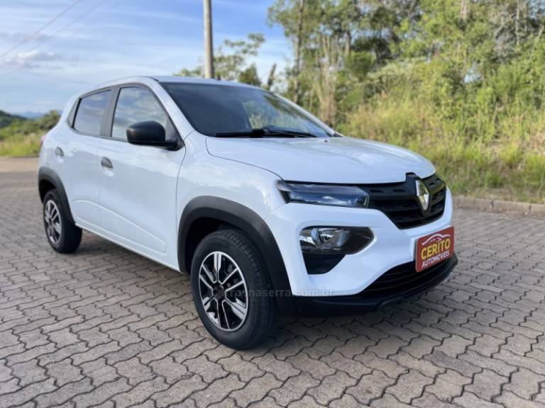 RENAULT - KWID - 2023/2023 - Branca - R$ 53.900,00
