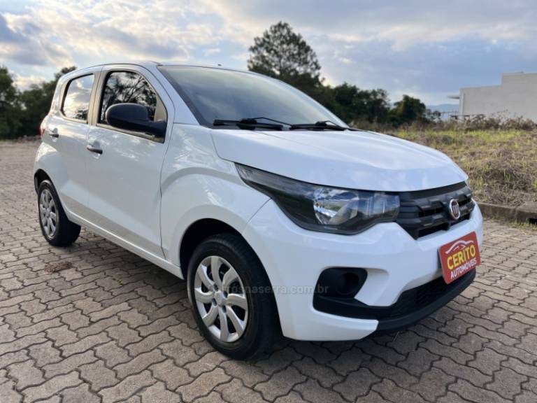 FIAT - MOBI - 2019/2020 - Branca - R$ 48.900,00