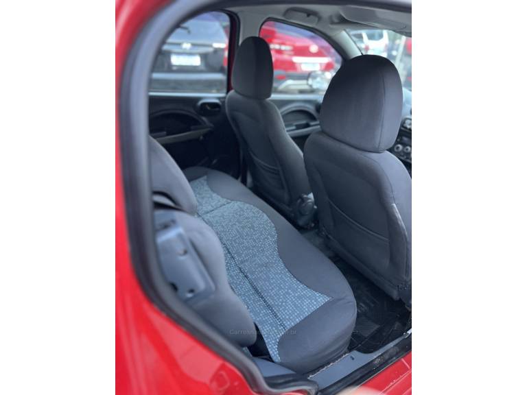 FIAT - UNO - 2010/2011 - Vermelha - R$ 24.900,00
