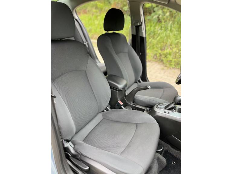 CHEVROLET - CRUZE - 2012/2011 - Cinza - R$ 57.900,00